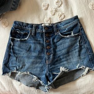 Abercrombie & Fitch high rise mom jean short